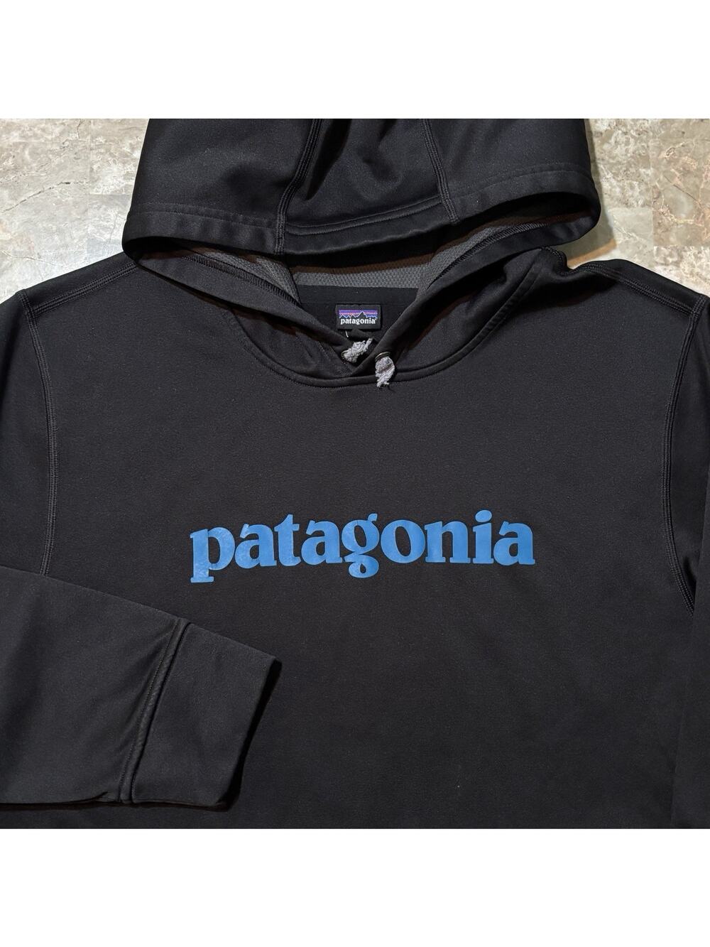 Patagonia PolyCycle Hoodie Mens Medium Black Recycled Hoody Logo 39487